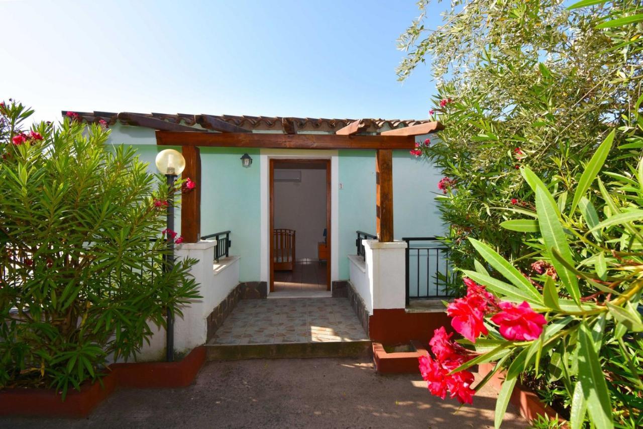 La Corte Degli Ulivi Cardedu Exterior foto